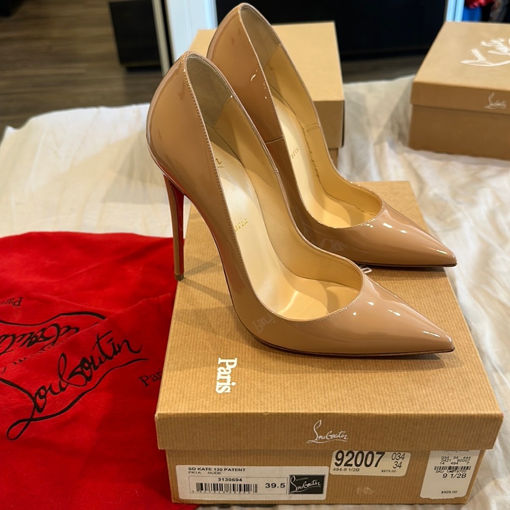 So Kate 120 Patent.Nude.Size 39.5B .Fits 8.5